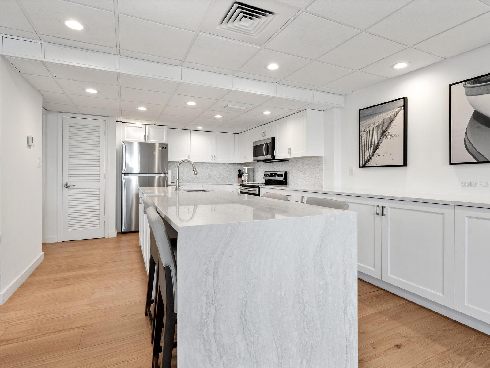 3240 GULF OF MEXICO DR #B104, LONGBOAT KEY, FL, 34228