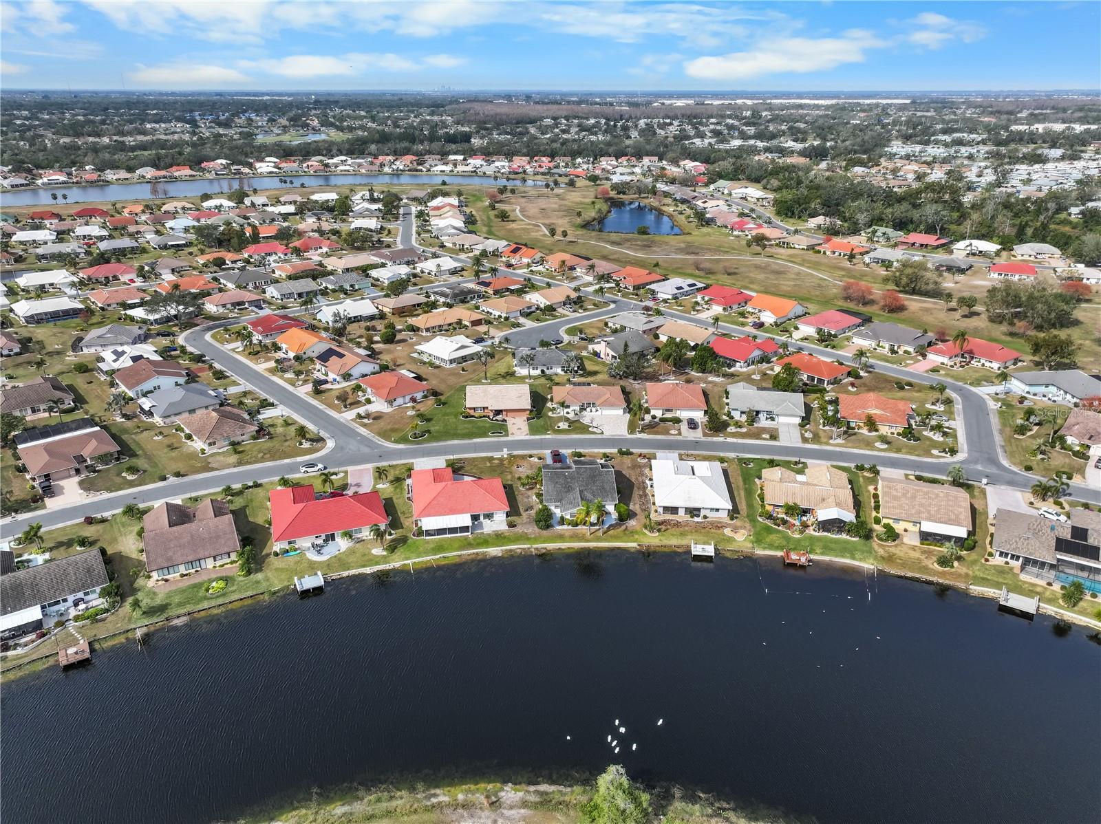 1809 WOLF LAUREL DR, SUN CITY CENTER, FL, 33573