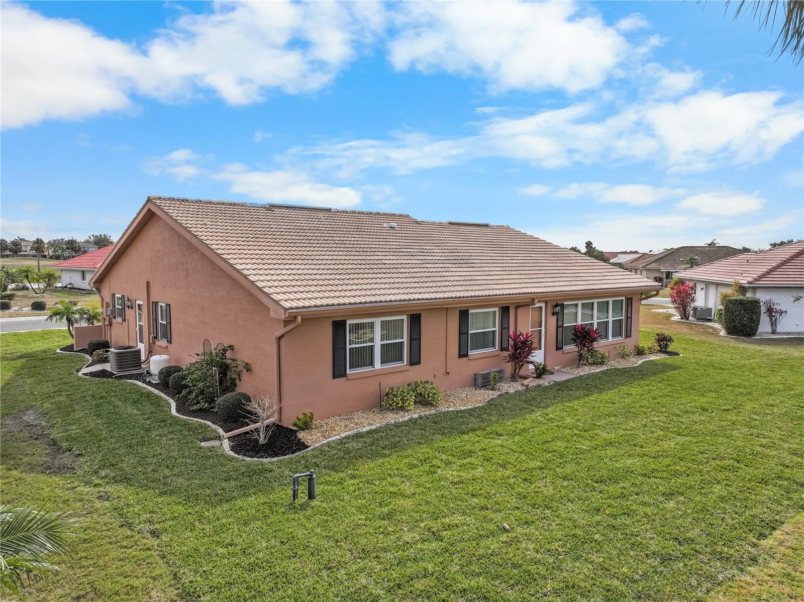 1809 WOLF LAUREL DR, SUN CITY CENTER, FL, 33573