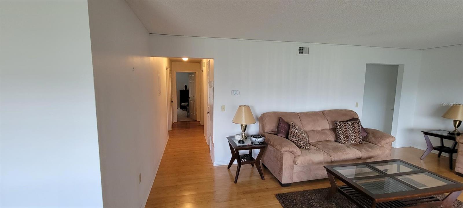 4185 VERSAILLES DR #4185G, ORLANDO, FL, 32808