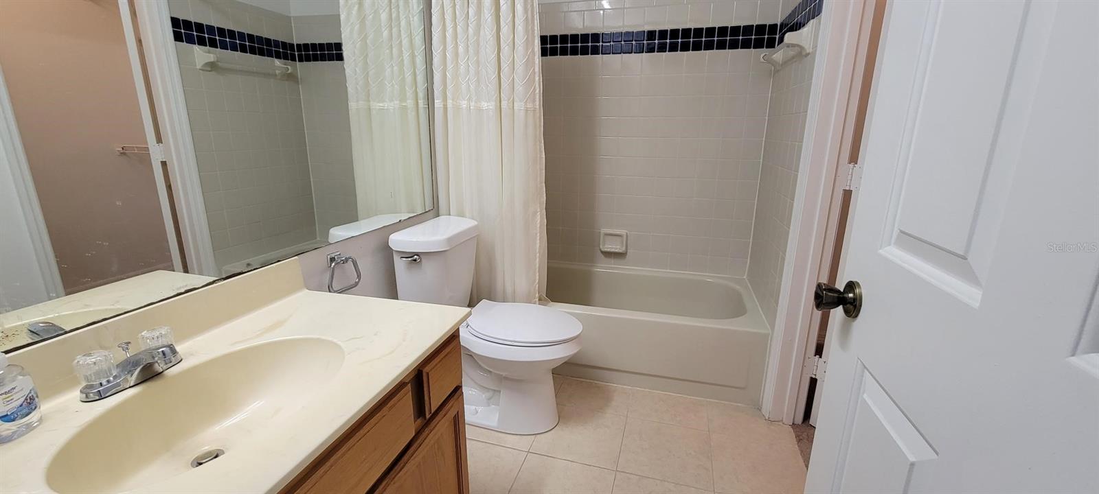 4185 VERSAILLES DR #4185G, ORLANDO, FL, 32808