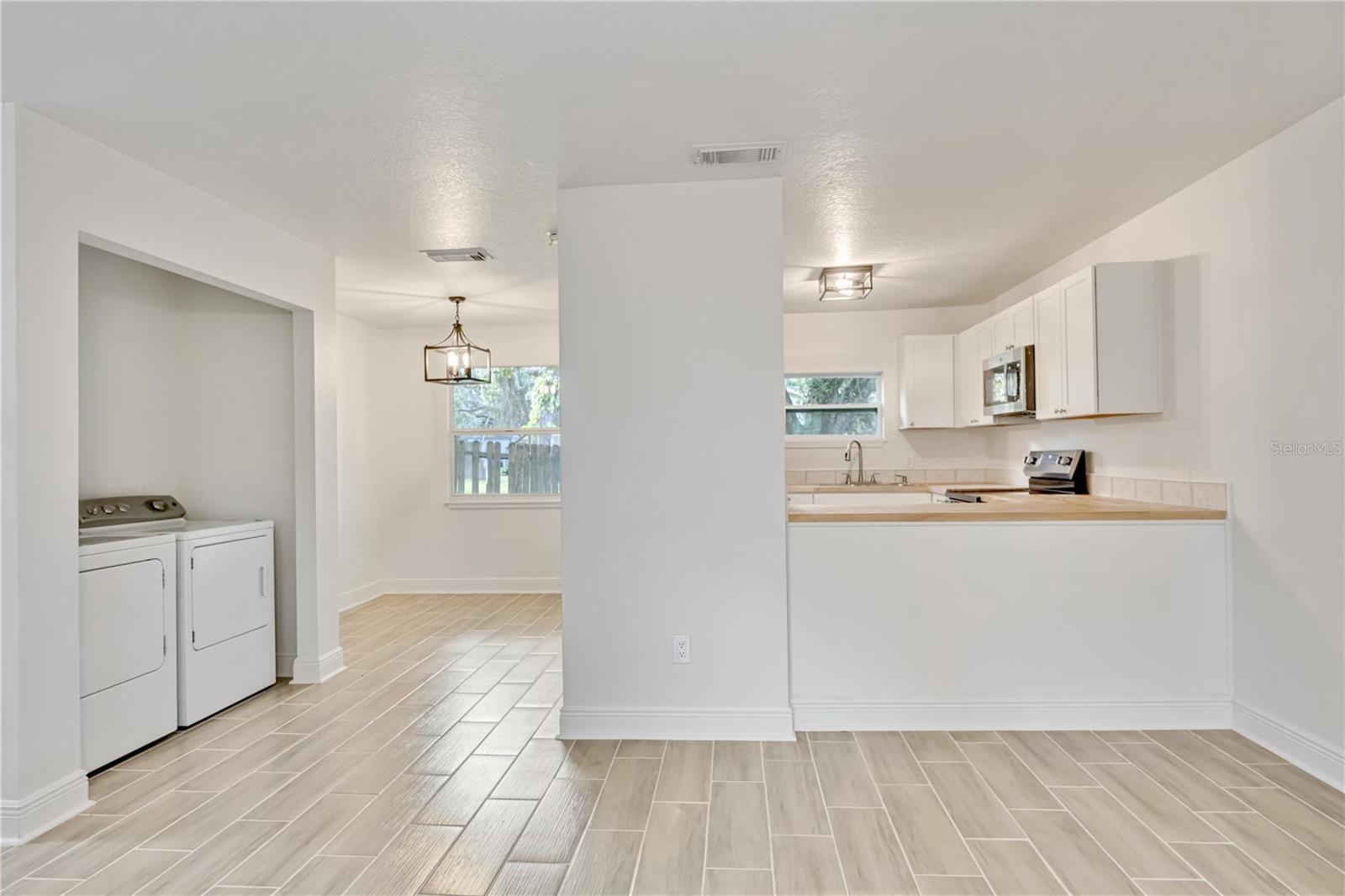5433 579 HWY #A, SEFFNER, FL, 33584