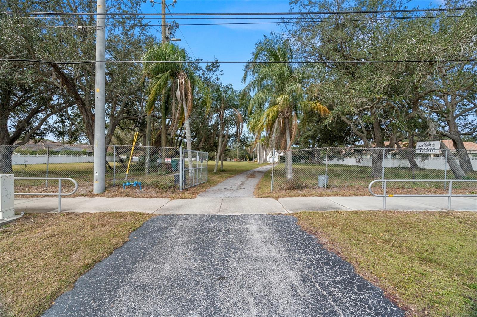 2265 N MCMULLEN BOOTH RD, CLEARWATER, FL, 33759