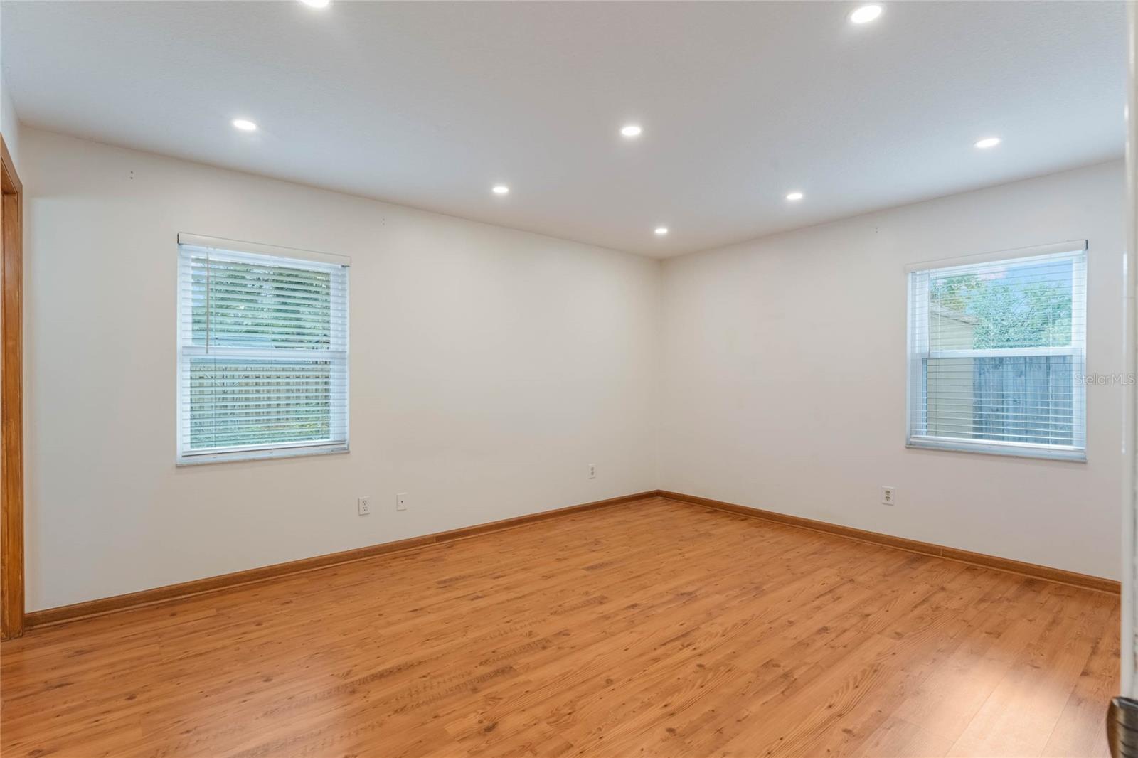 117 E GOODHEART AVE, LAKE MARY, FL, 32746