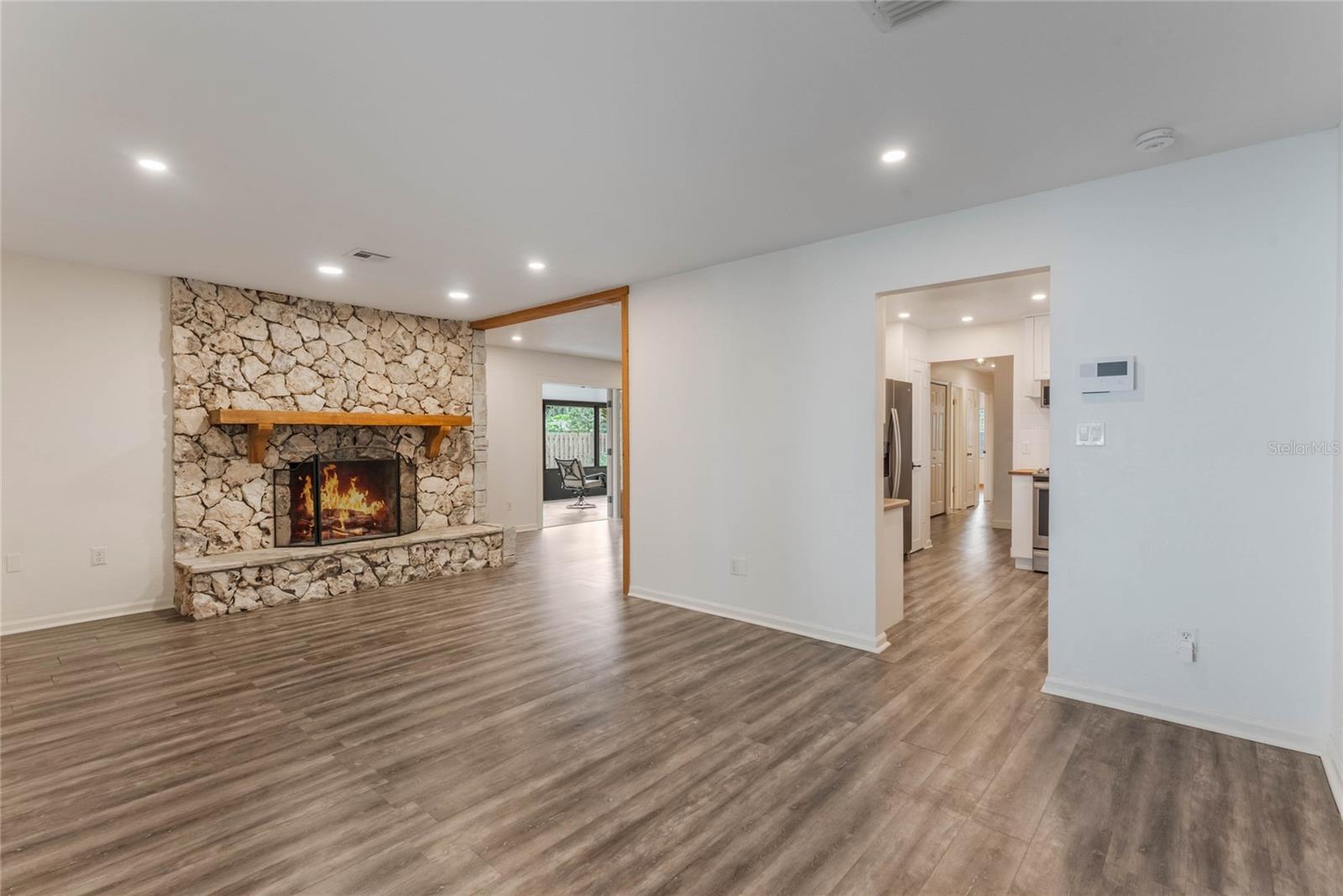 117 E GOODHEART AVE, LAKE MARY, FL, 32746