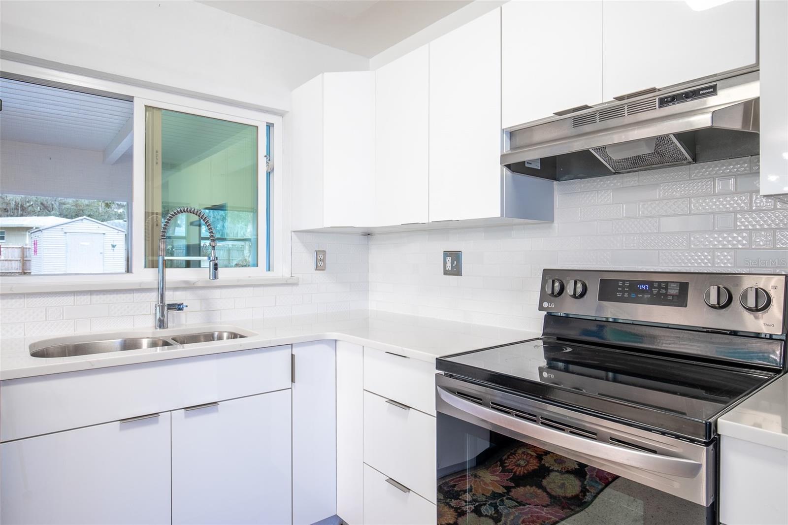 1107 LAKESHORE DR, INVERNESS, FL, 34450