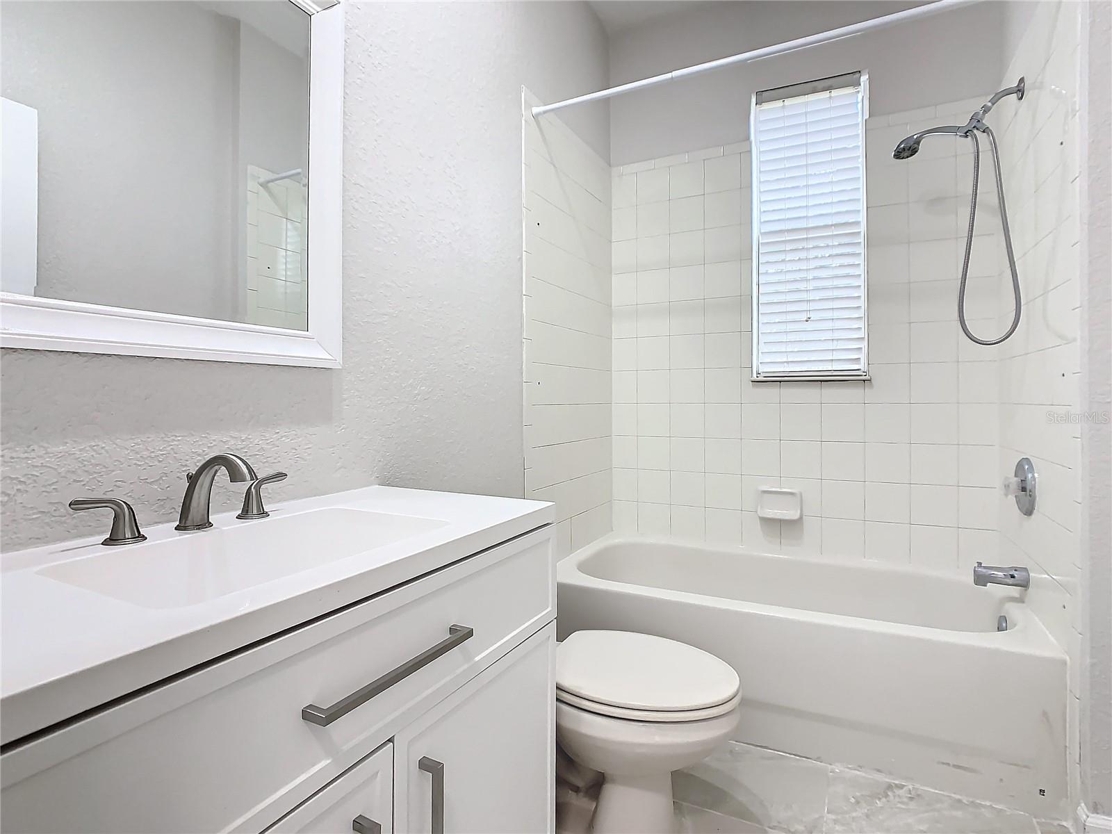 3000 LAUREL PARK LN #202, KISSIMMEE, FL, 34741