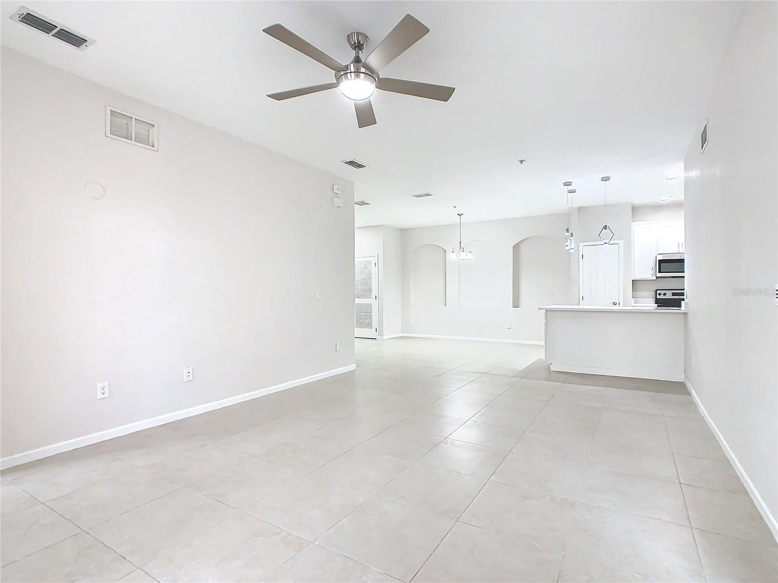 3000 LAUREL PARK LN #202, KISSIMMEE, FL, 34741