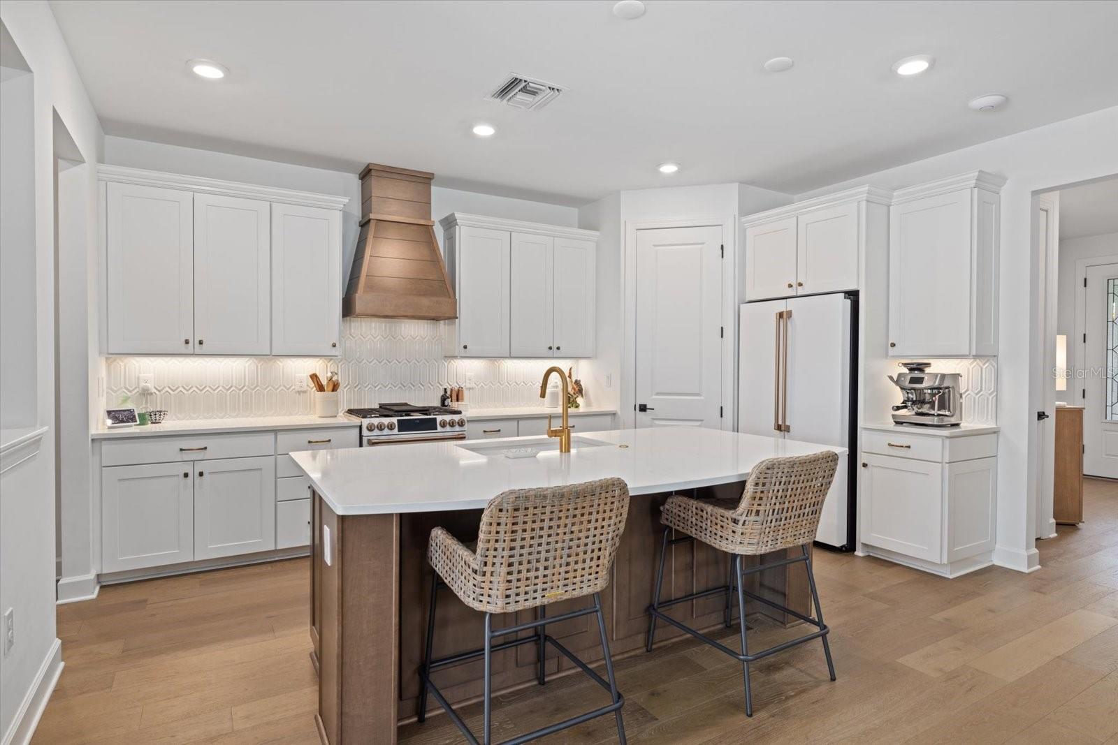 11712 GOLDEN BAY PL, BRADENTON, FL, 34211