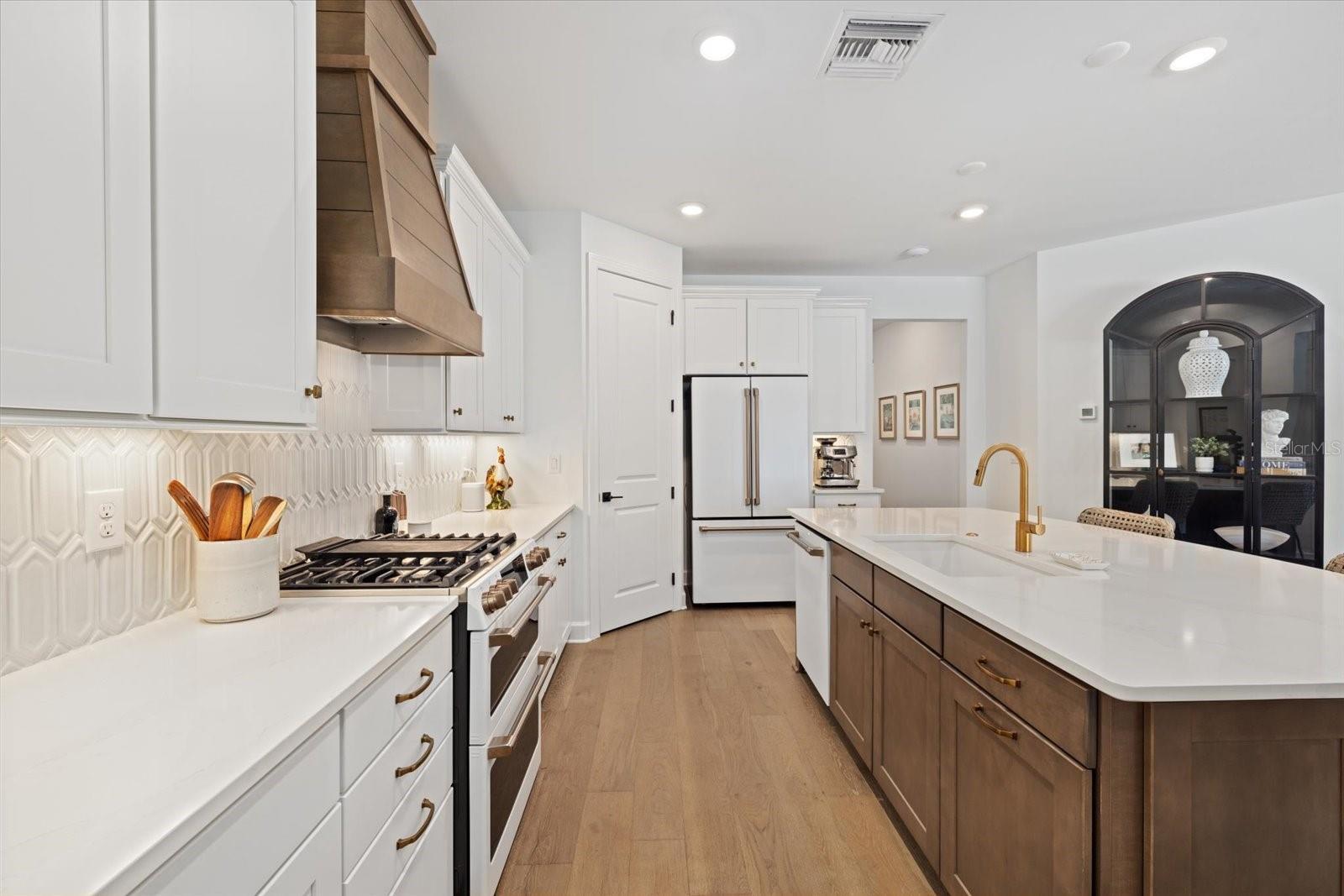 11712 GOLDEN BAY PL, BRADENTON, FL, 34211