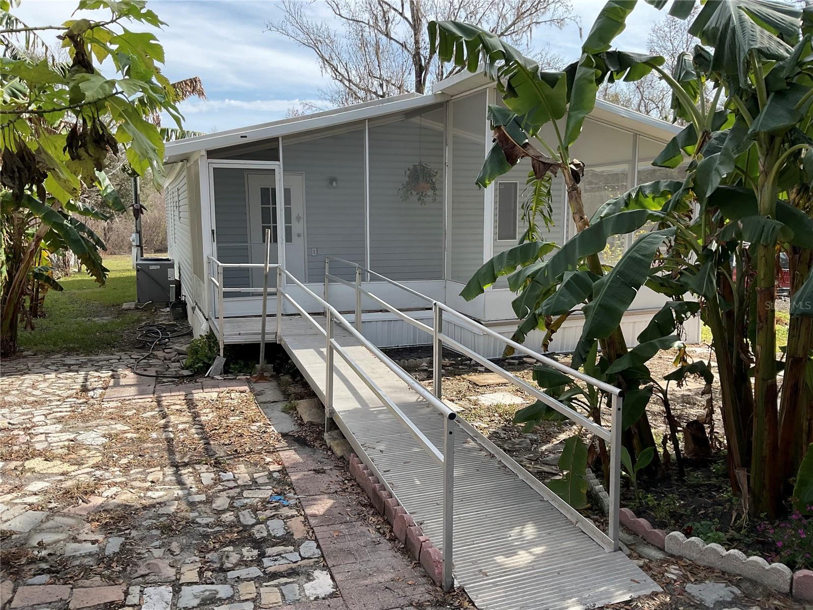 11587 CR 675W, WEBSTER, FL, 33597