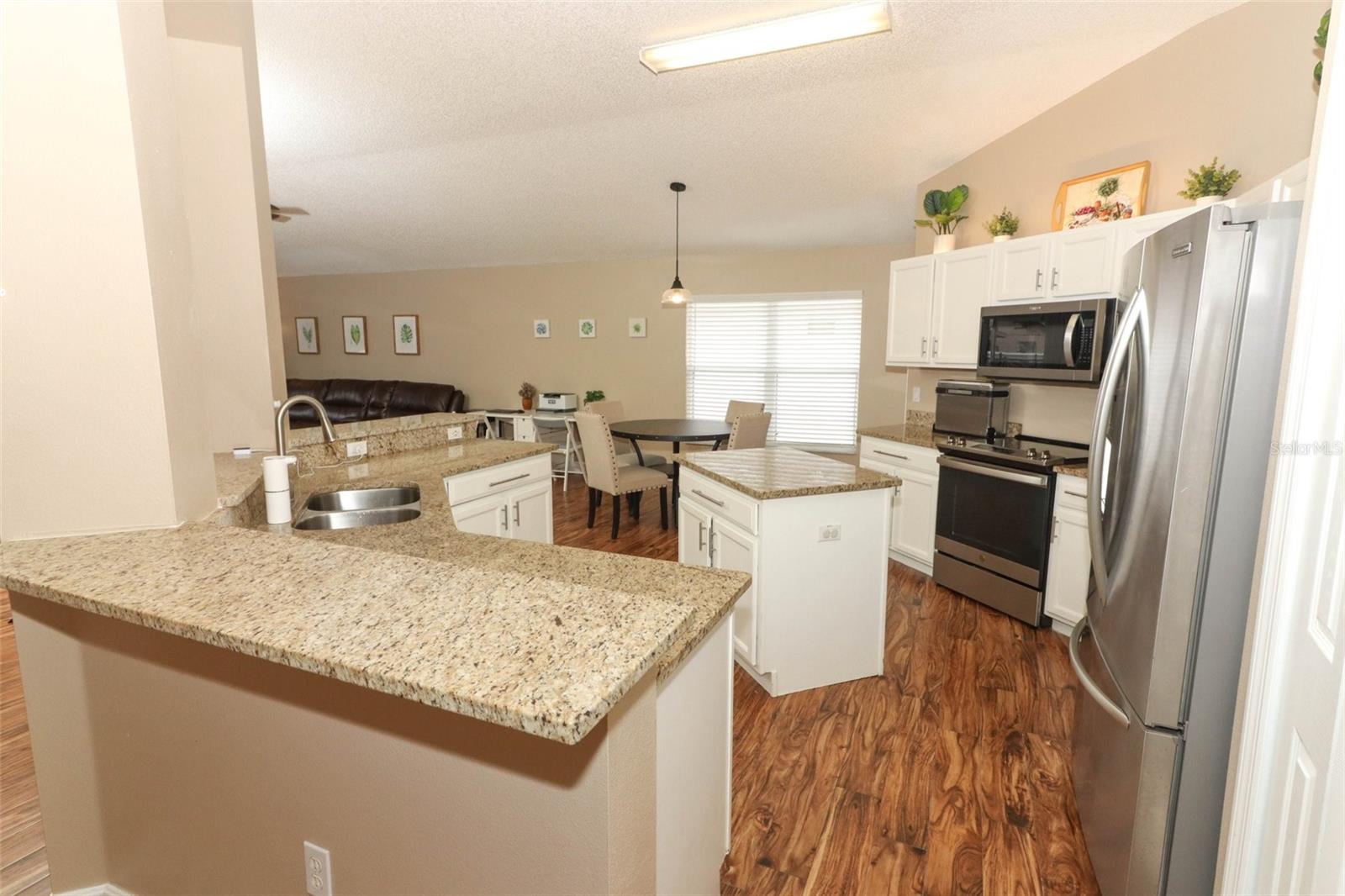 30129 PGA DR, SORRENTO, FL, 32776