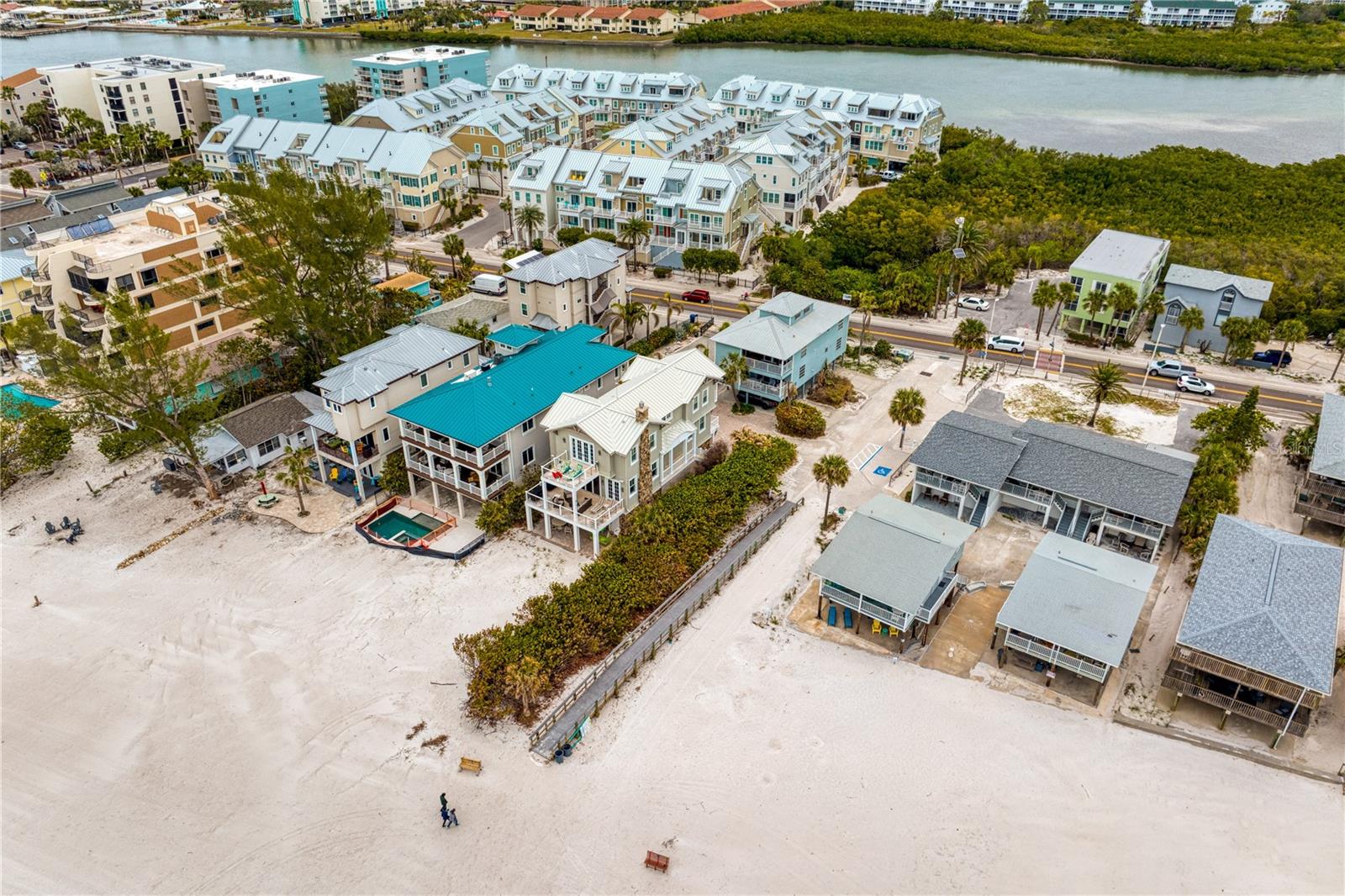 19915 GULF BLVD #303, INDIAN SHORES, FL, 33785