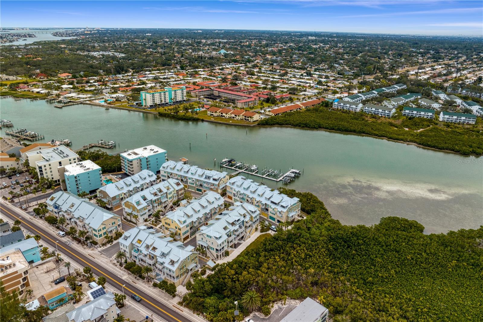19915 GULF BLVD #303, INDIAN SHORES, FL, 33785