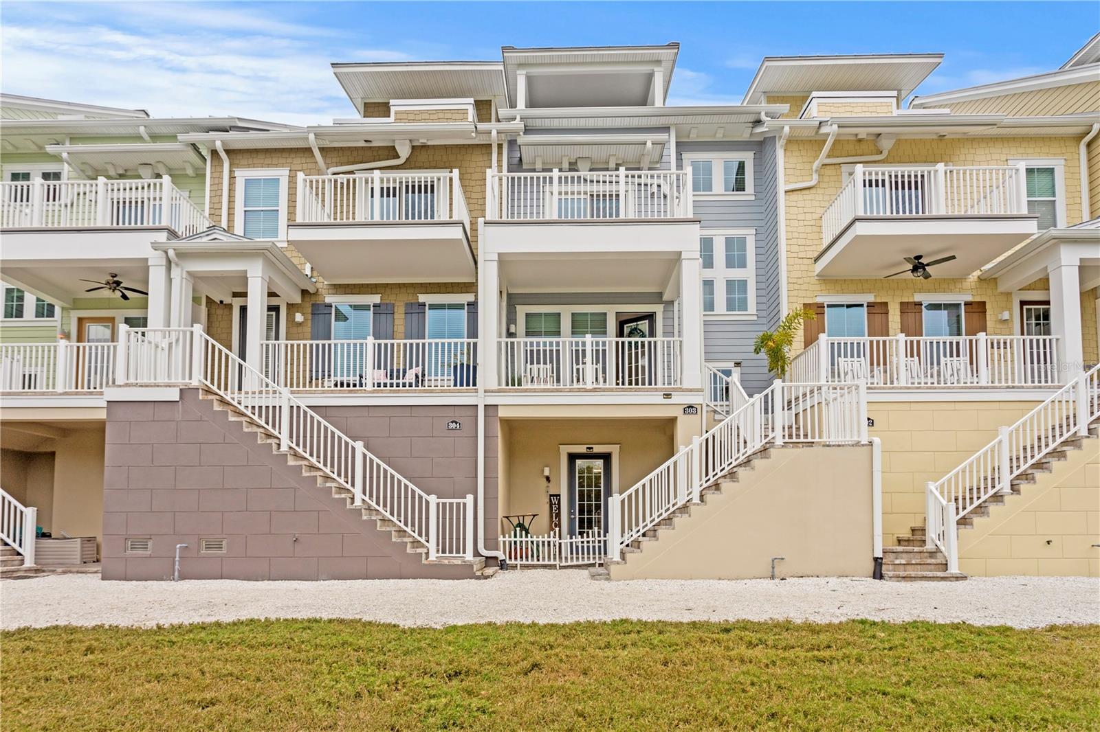 19915 GULF BLVD #303, INDIAN SHORES, FL, 33785