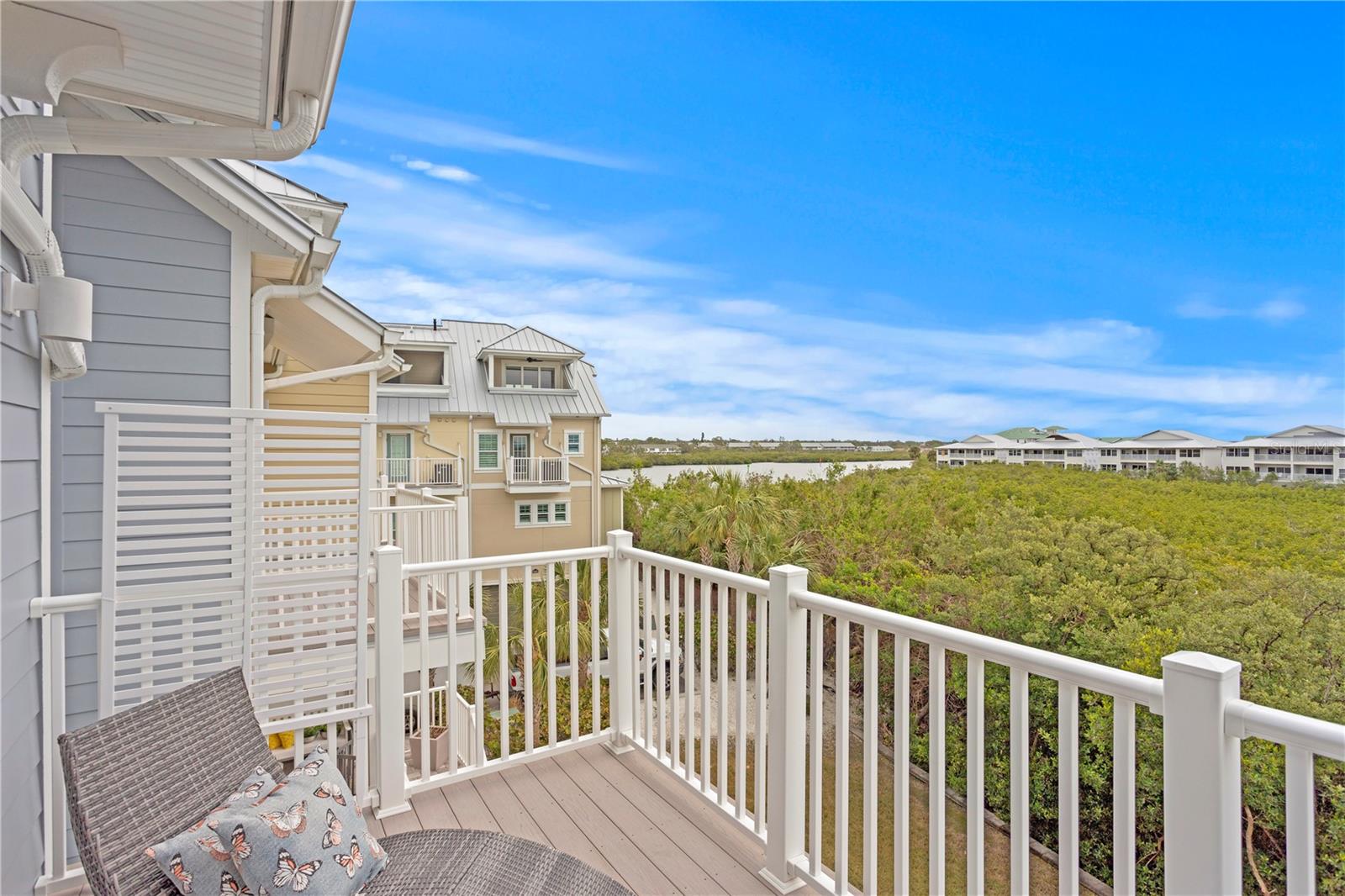 19915 GULF BLVD #303, INDIAN SHORES, FL, 33785