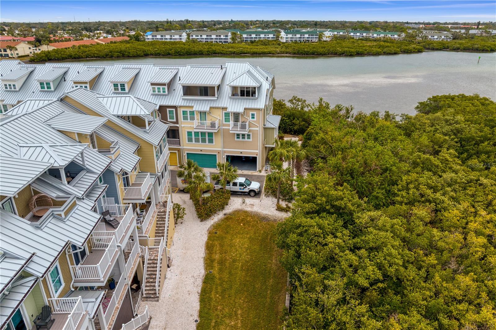 19915 GULF BLVD #303, INDIAN SHORES, FL, 33785