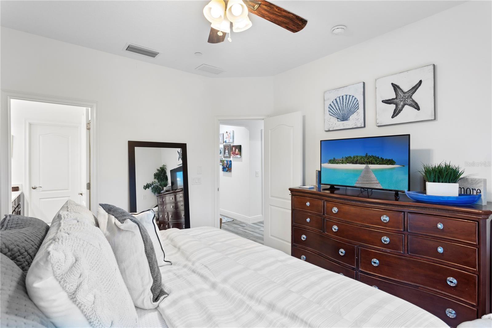 19915 GULF BLVD #303, INDIAN SHORES, FL, 33785