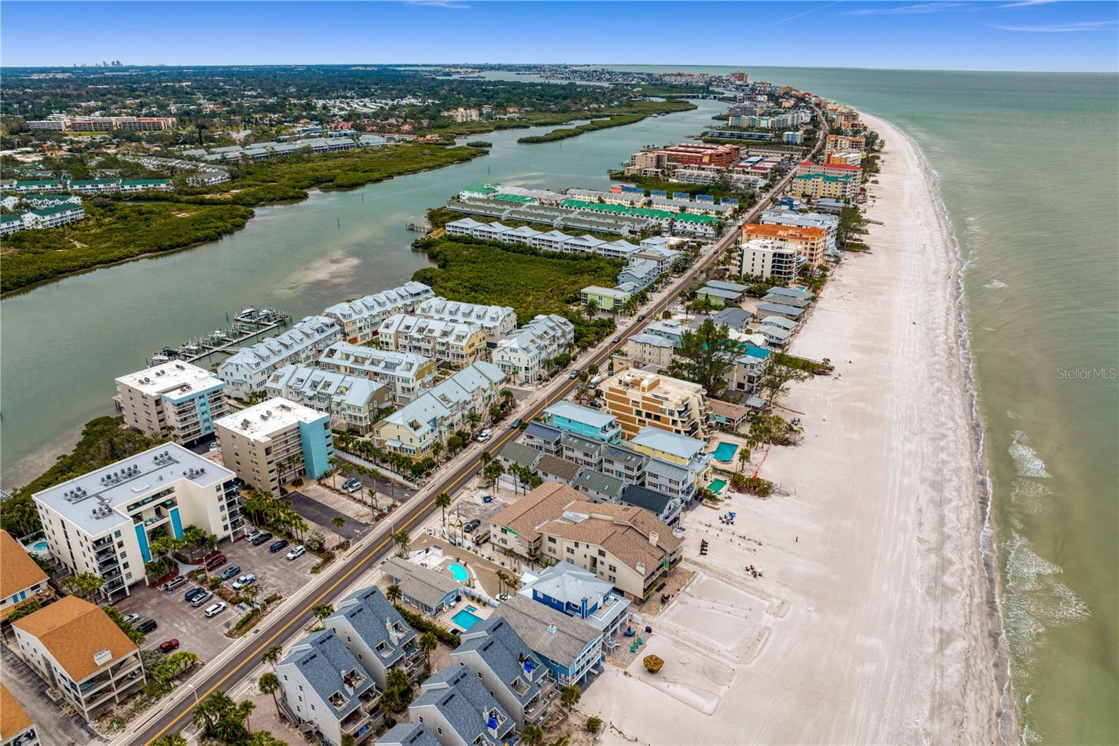 19915 GULF BLVD #303, INDIAN SHORES, FL, 33785
