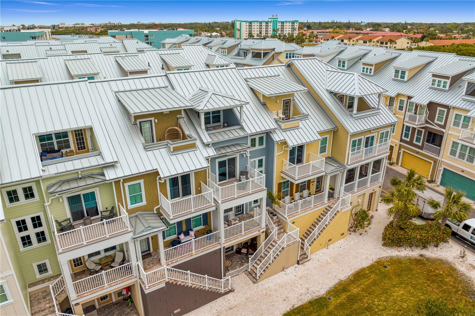 19915 GULF BLVD #303, INDIAN SHORES, FL, 33785