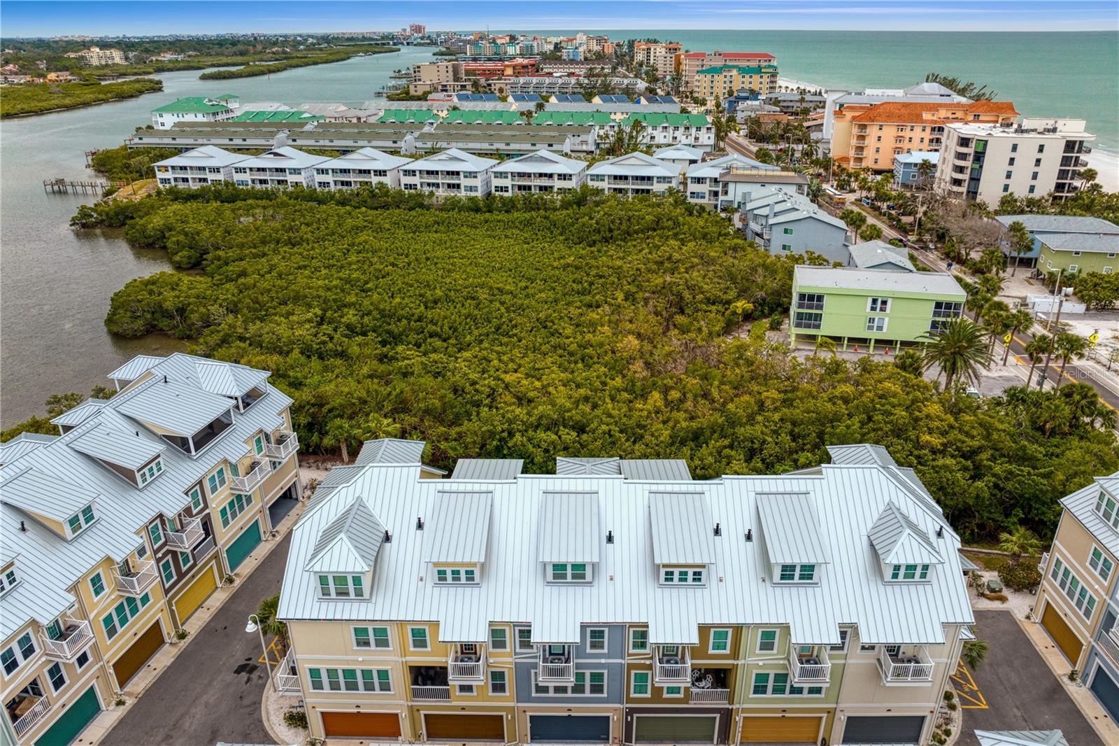19915 GULF BLVD #303, INDIAN SHORES, FL, 33785