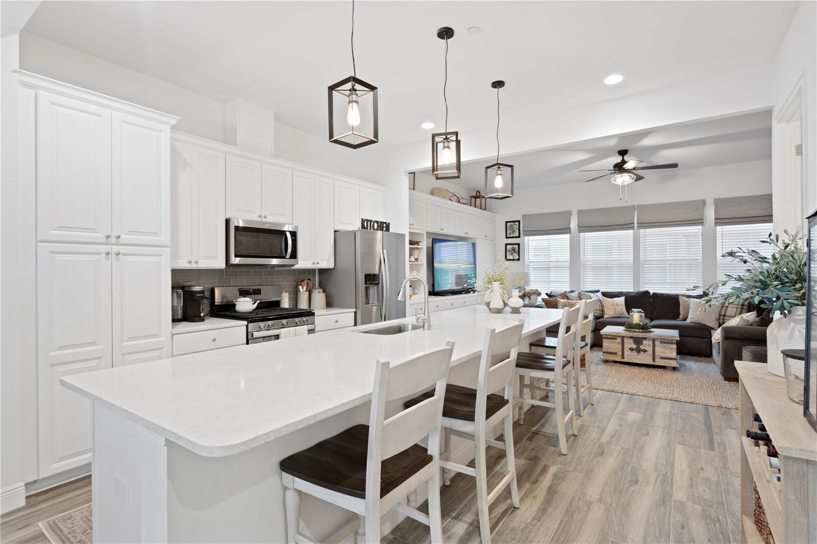 19915 GULF BLVD #303, INDIAN SHORES, FL, 33785