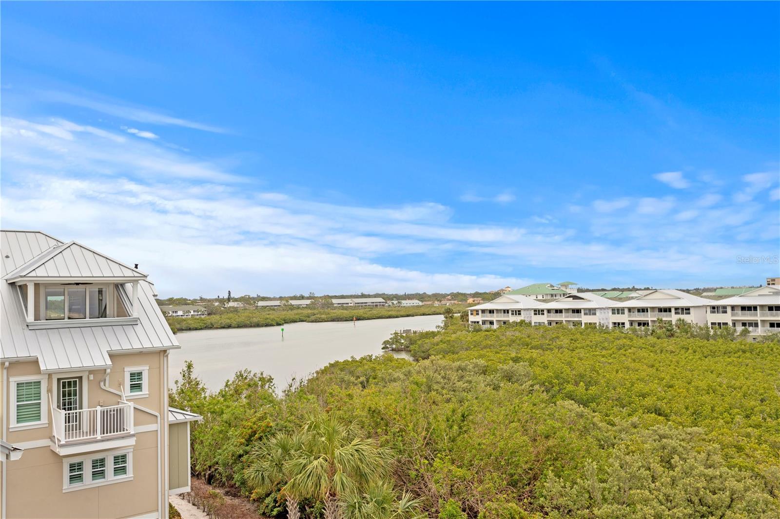 19915 GULF BLVD #303, INDIAN SHORES, FL, 33785