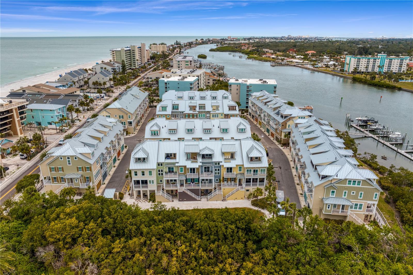 19915 GULF BLVD #303, INDIAN SHORES, FL, 33785