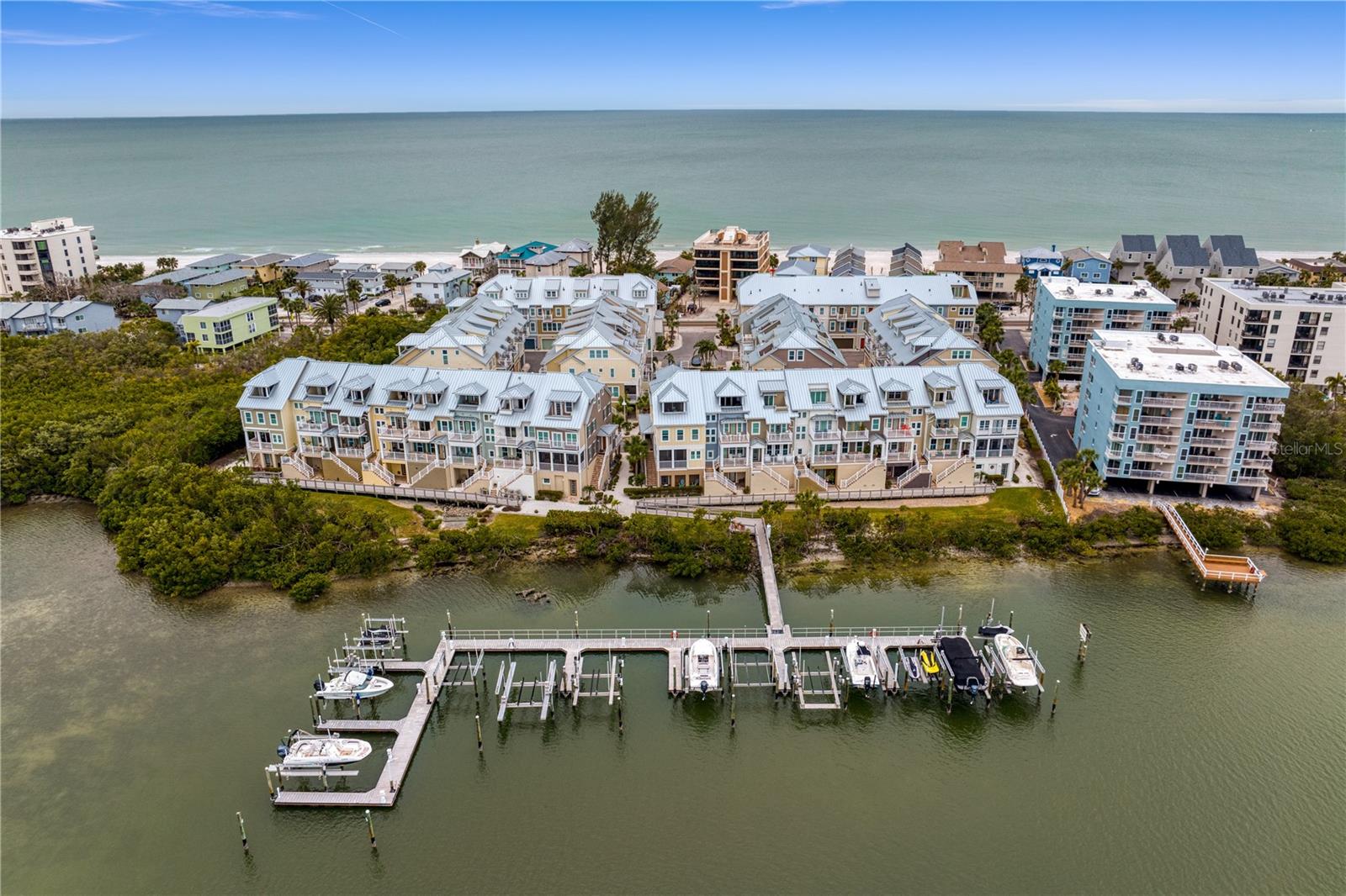 19915 GULF BLVD #303, INDIAN SHORES, FL, 33785