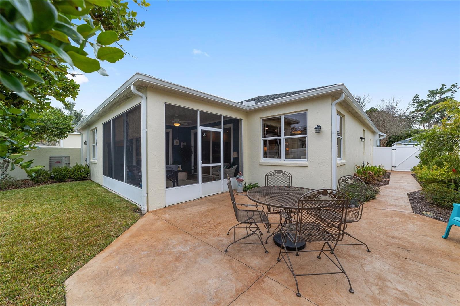 1065 NE 31ST TER, OCALA, FL, 34470
