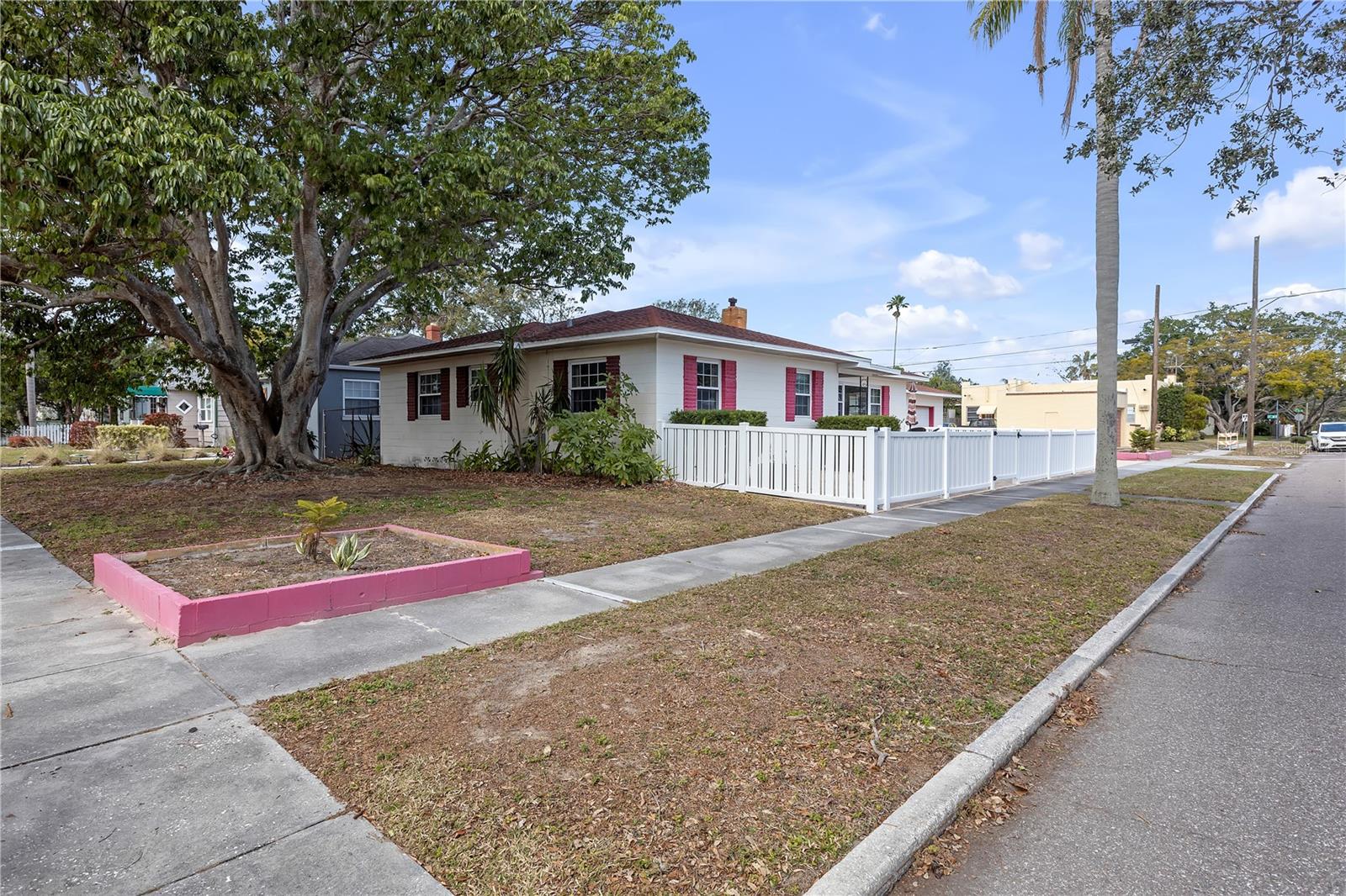 600 30TH ST N, ST PETERSBURG, FL, 33713