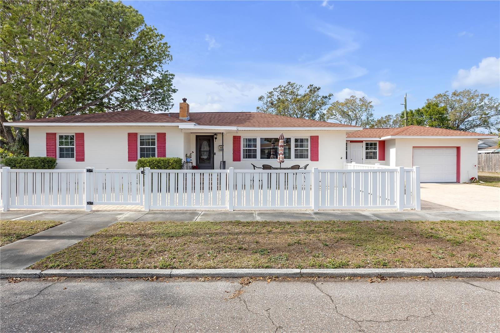 600 30TH ST N, ST PETERSBURG, FL, 33713