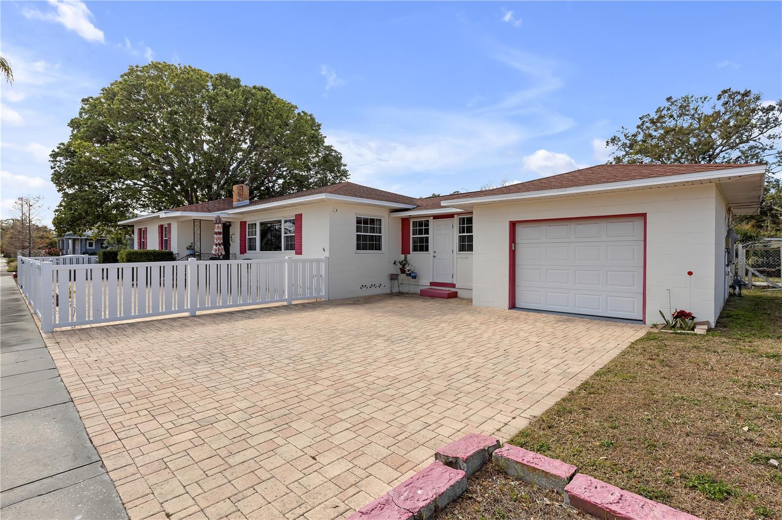 600 30TH ST N, ST PETERSBURG, FL, 33713