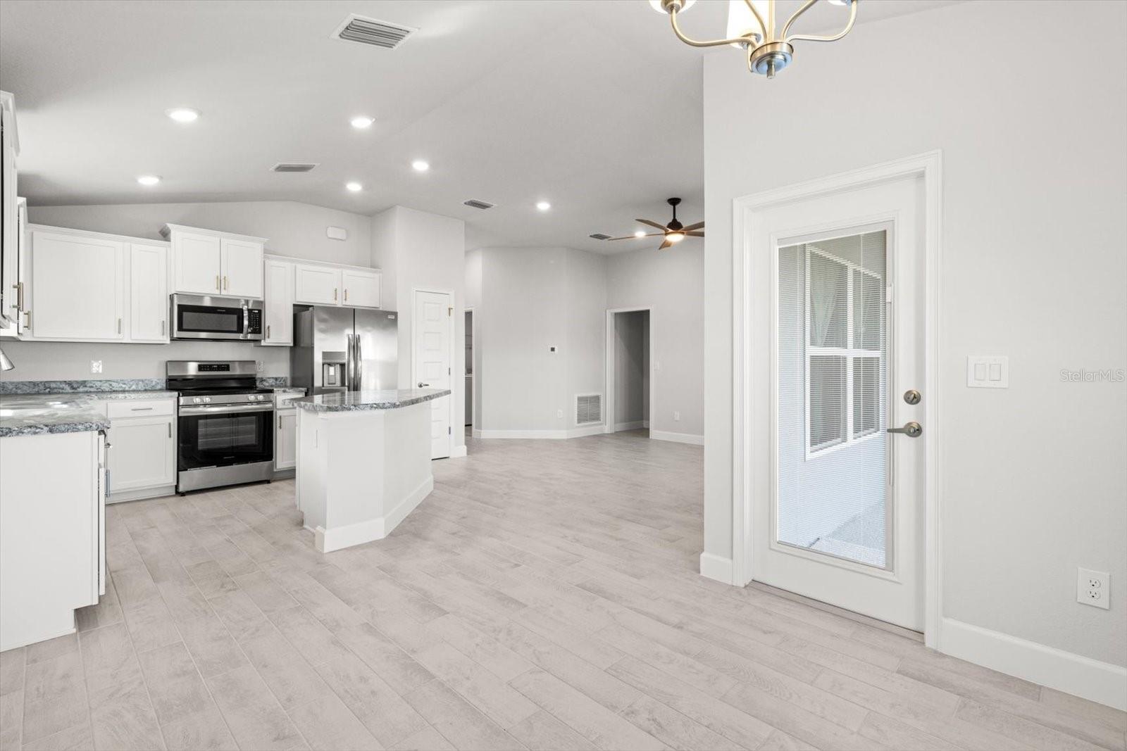 353 W REXFORD DR, BEVERLY HILLS, FL, 34465