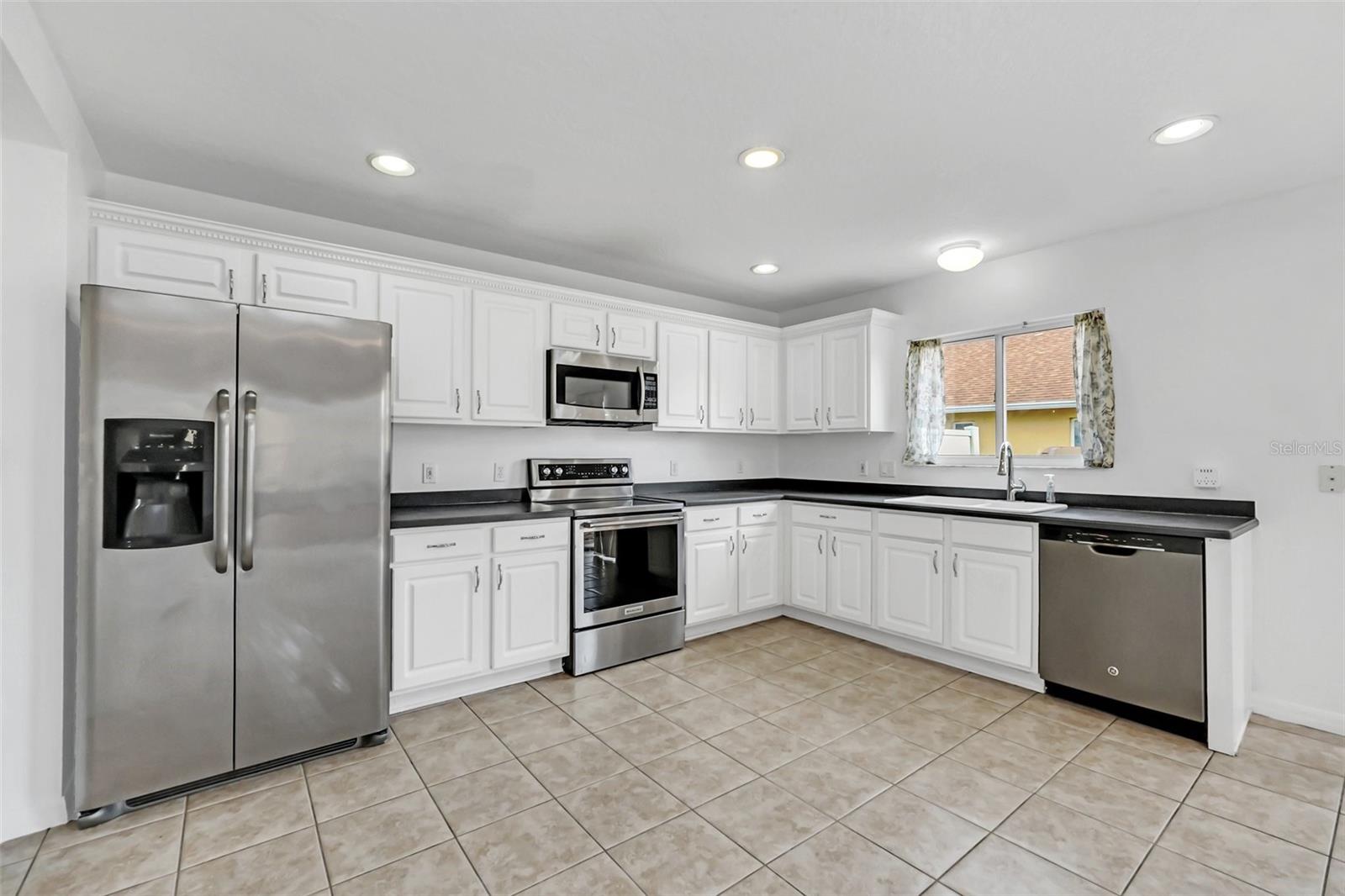 3235 ABIAKA DR, KISSIMMEE, FL, 34743