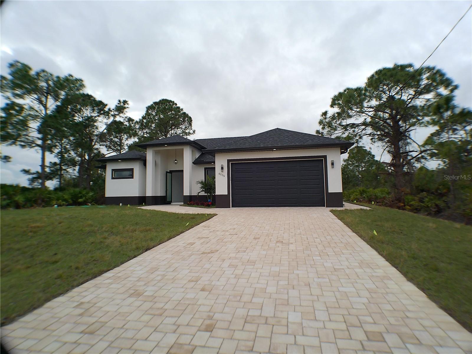 6005 QUEEN AVE N, LEHIGH ACRES, FL, 33971