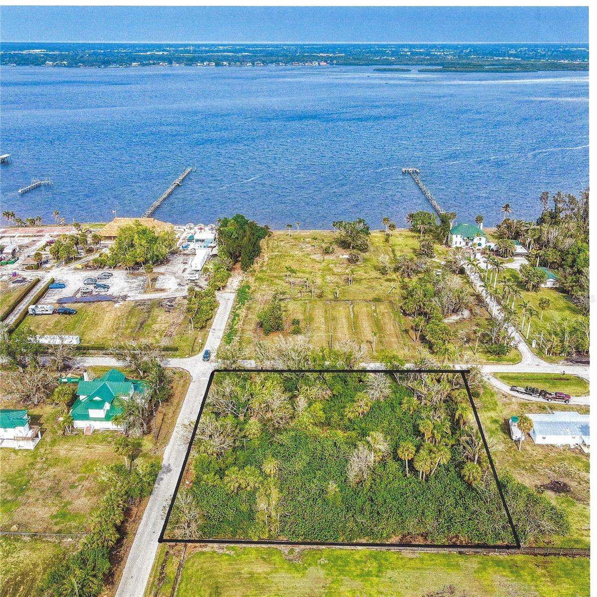 26015 SHORE DR, PUNTA GORDA, FL, 33950