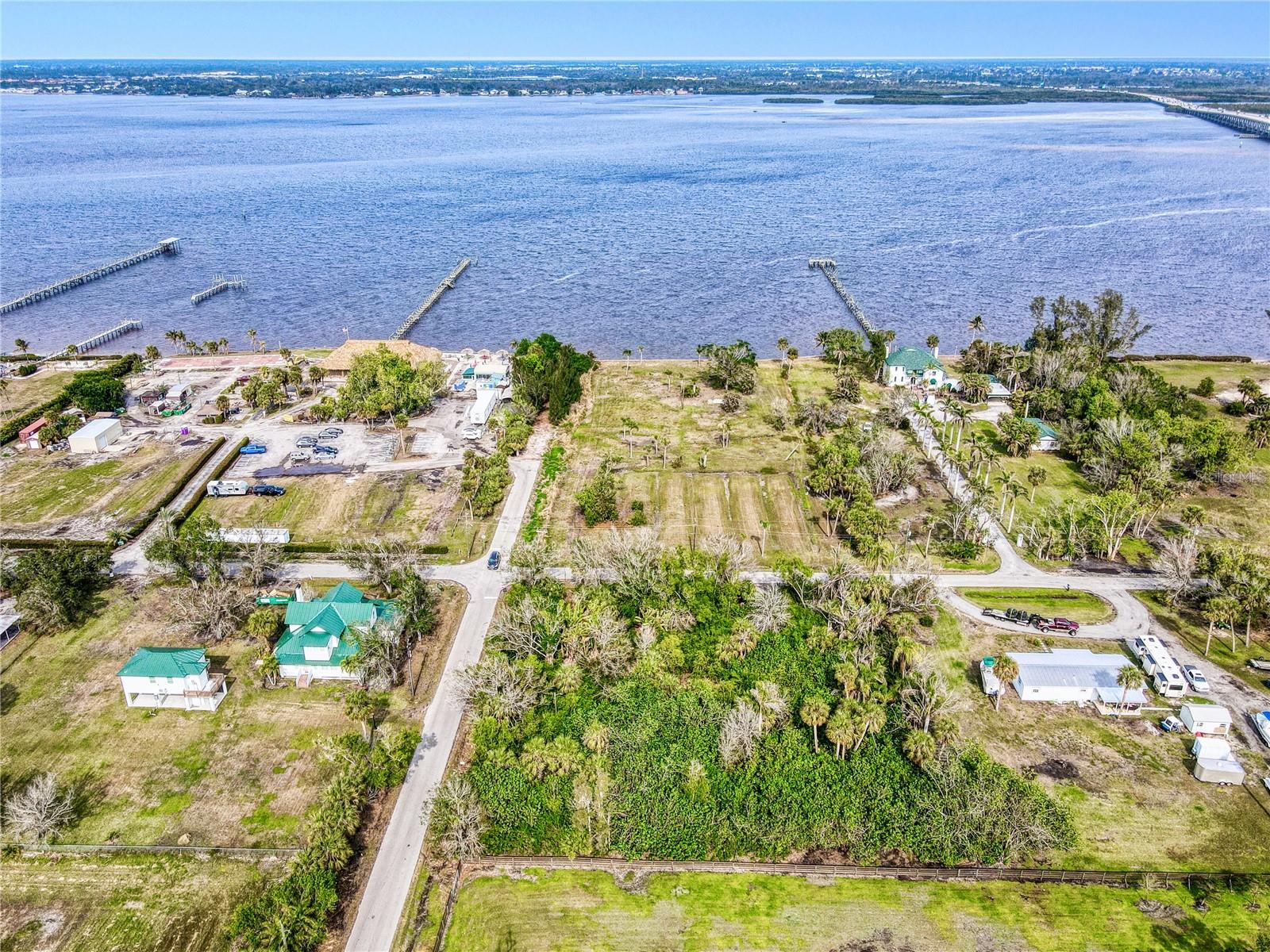 26015 SHORE DR, PUNTA GORDA, FL, 33950