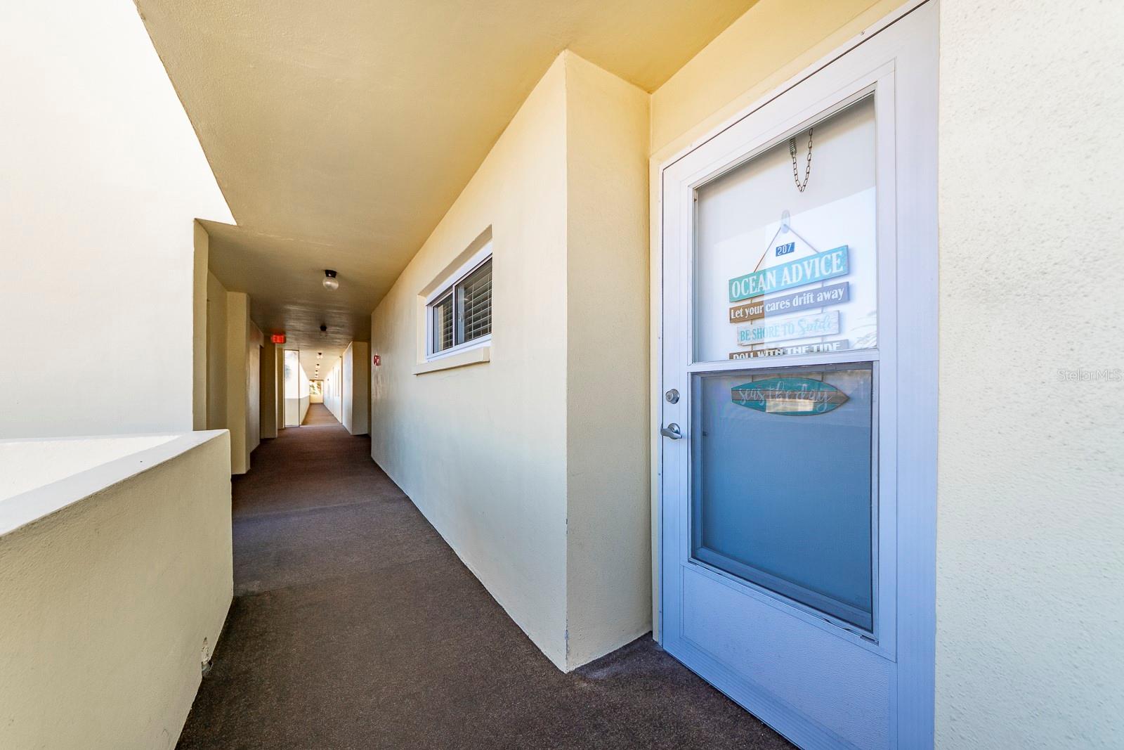 4650 COVE CIR #207, ST PETERSBURG, FL, 33708