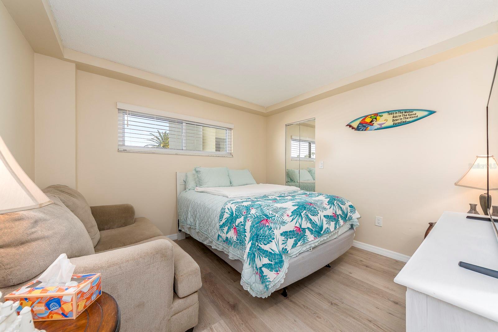 4650 COVE CIR #207, ST PETERSBURG, FL, 33708