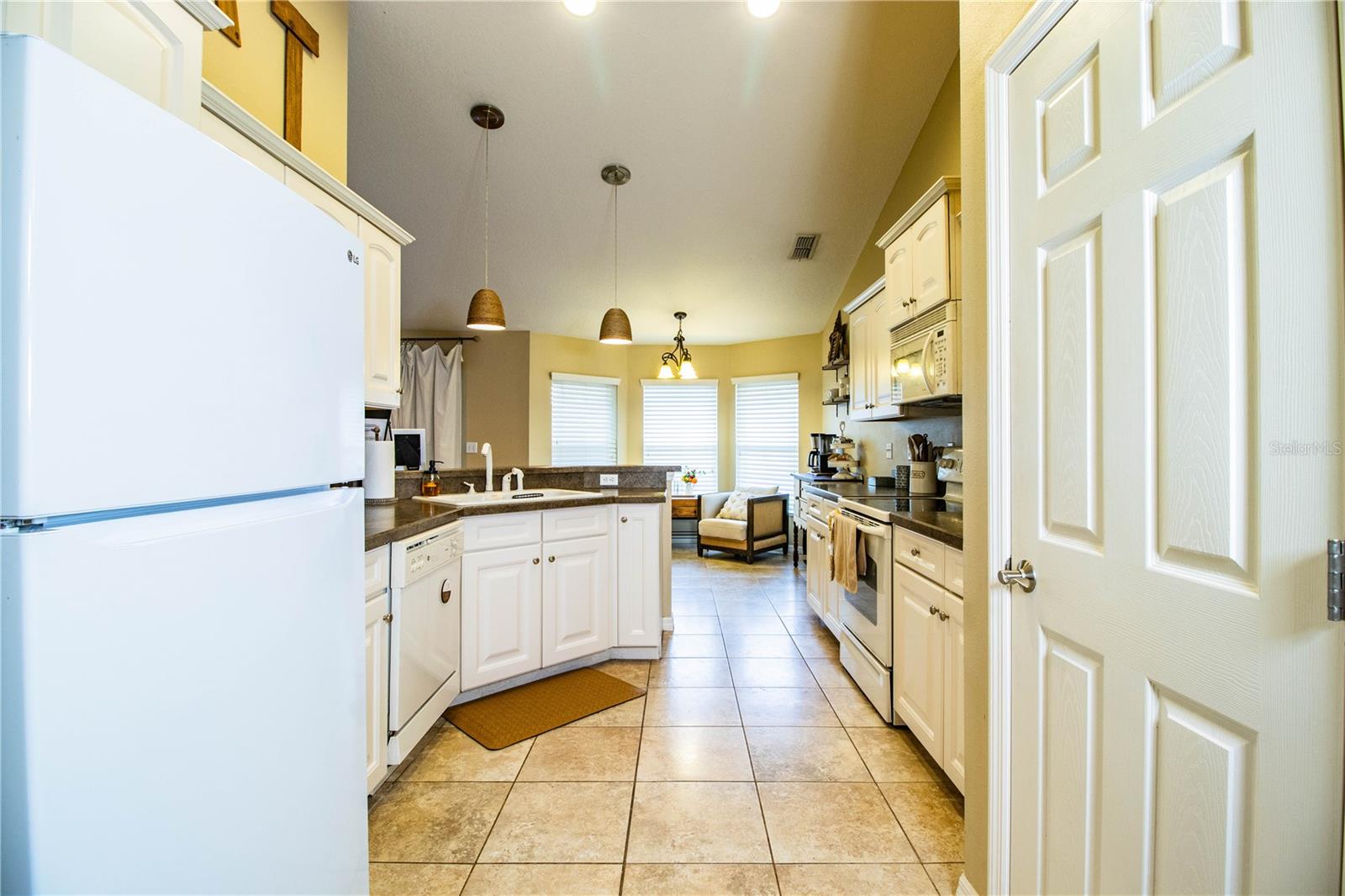 6358 ALAMANDA HILLS DR, LAKELAND, FL, 33813