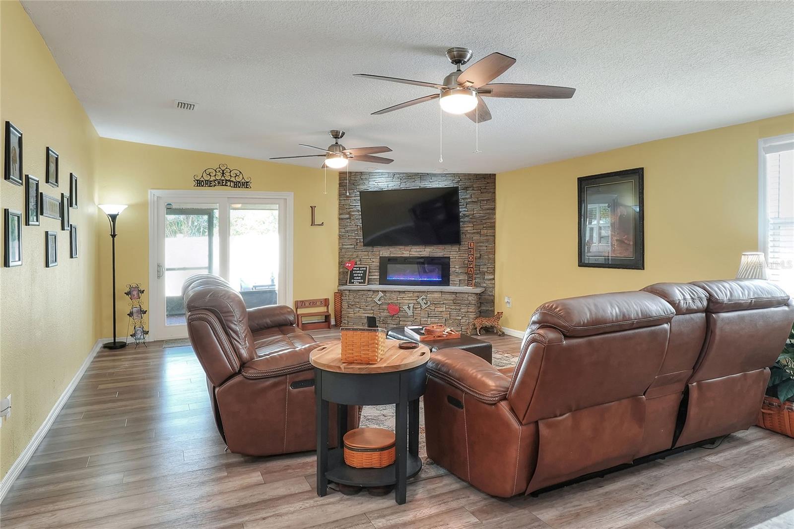 107 LAS FLORES, WINTER HAVEN, FL, 33884