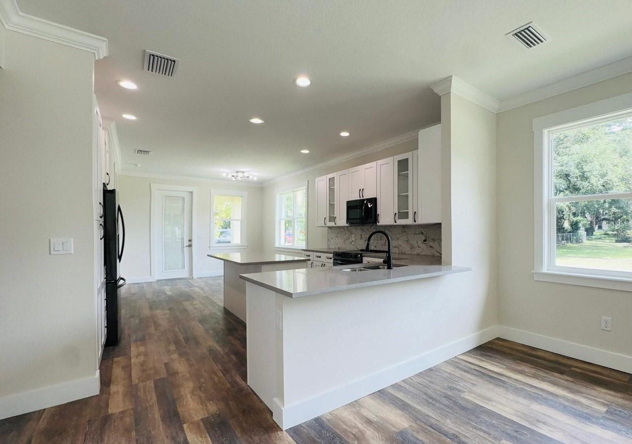 5701 N 20TH ST, TAMPA, FL, 33610