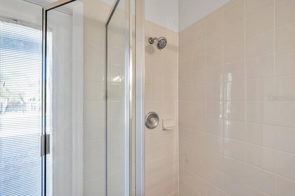 1542 MCCREA DR, LUTZ, FL, 33549