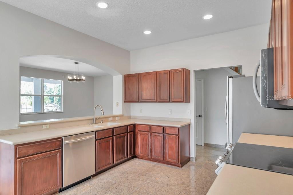 1542 MCCREA DR, LUTZ, FL, 33549
