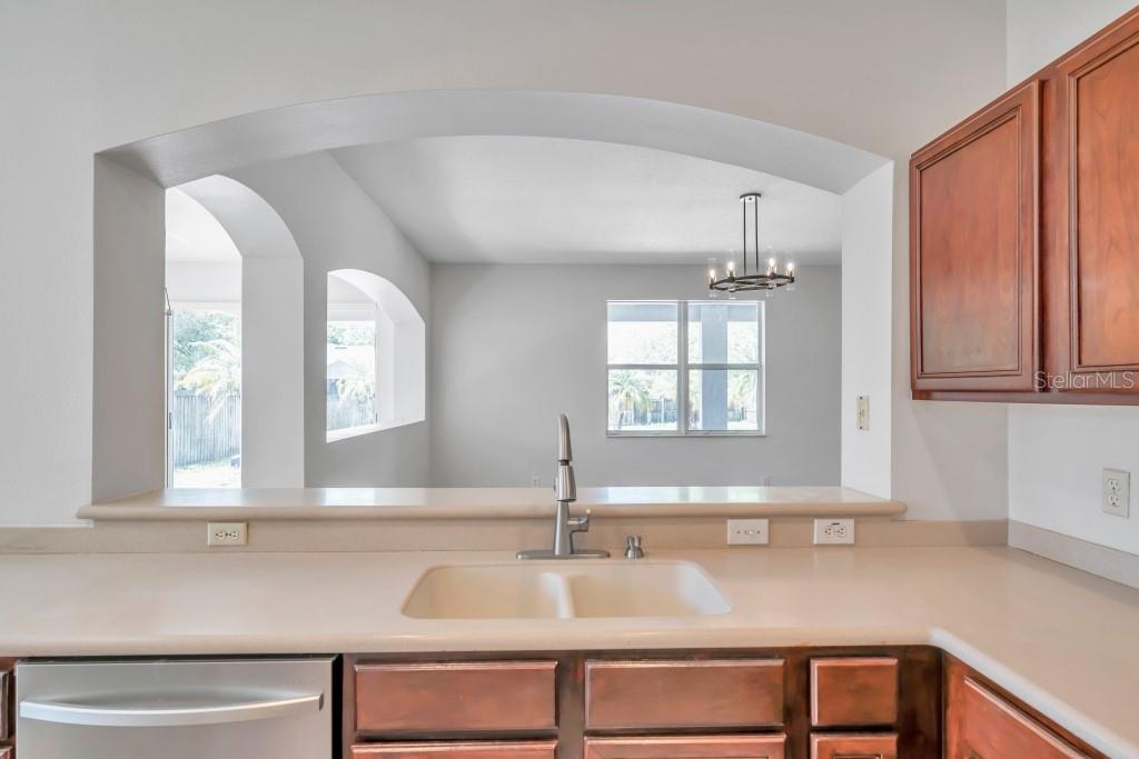 1542 MCCREA DR, LUTZ, FL, 33549