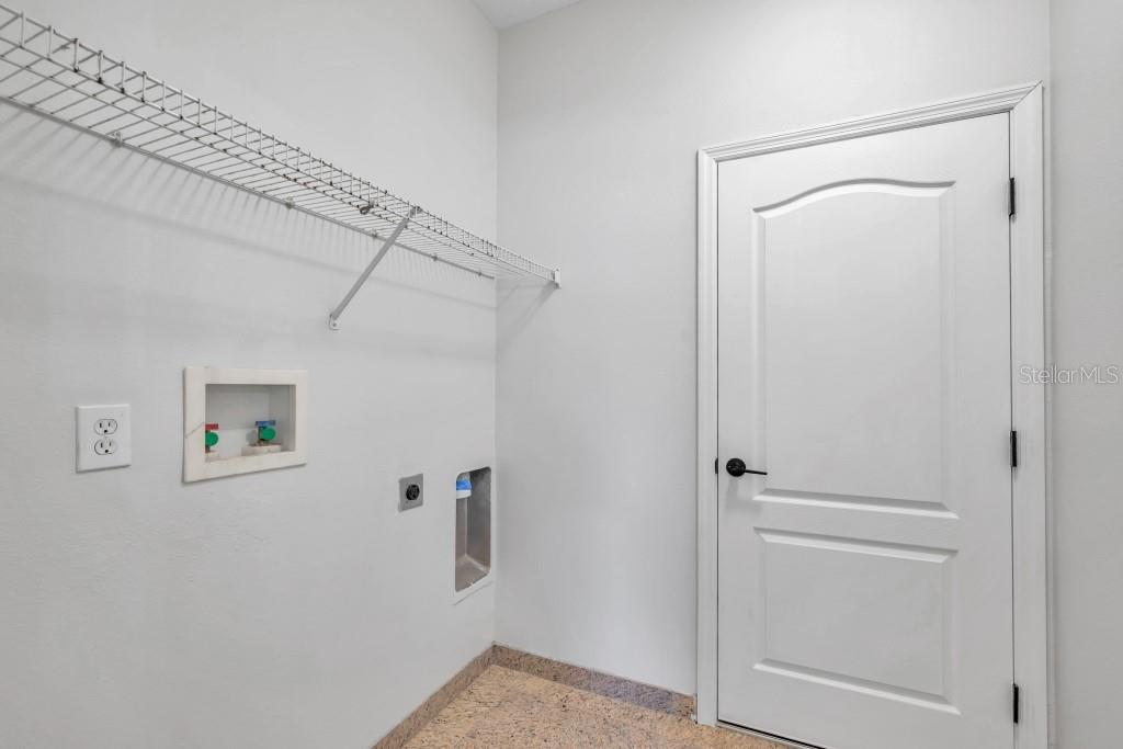 1542 MCCREA DR, LUTZ, FL, 33549