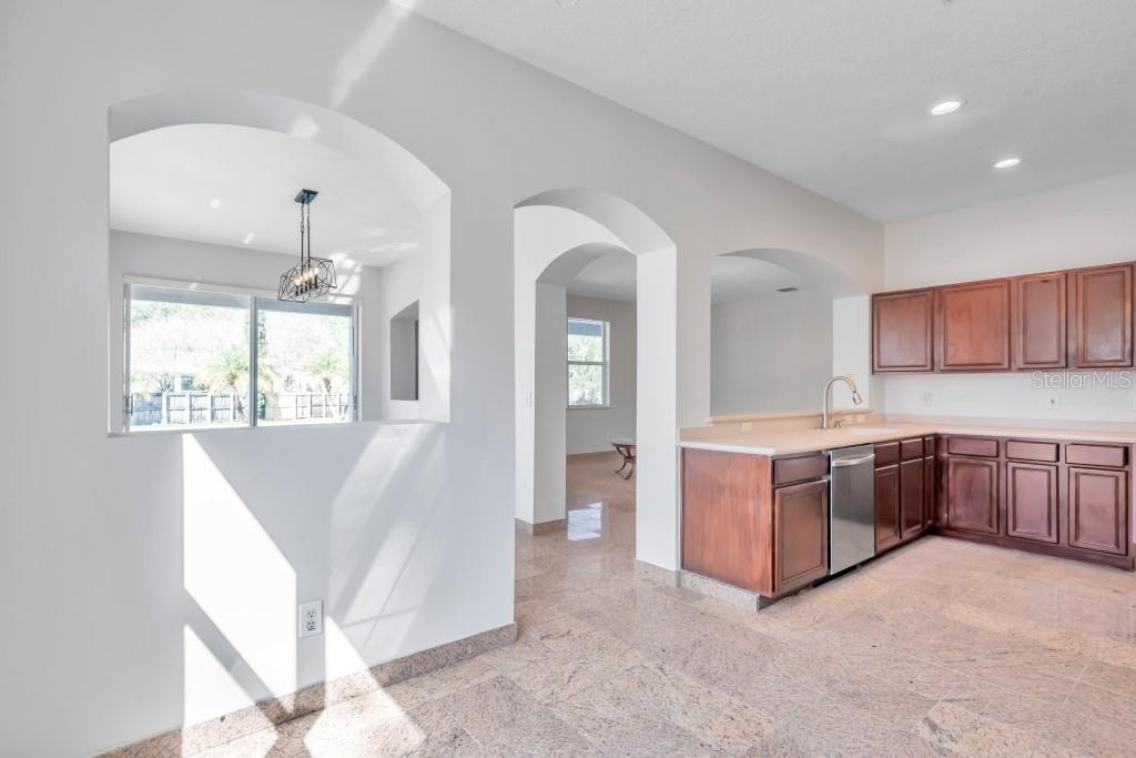1542 MCCREA DR, LUTZ, FL, 33549