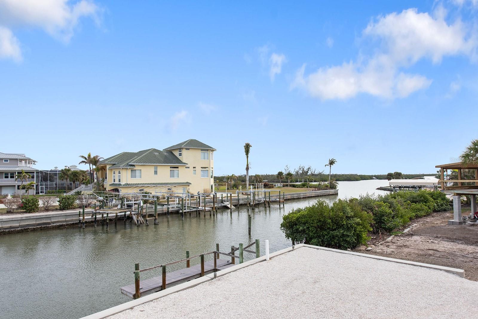 2805 N BEACH RD #B, ENGLEWOOD, FL, 34223