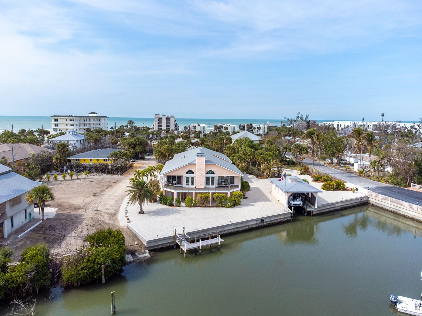 2805 N BEACH RD #B, ENGLEWOOD, FL, 34223